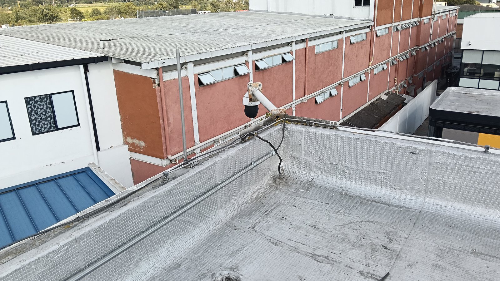 Instalación de alarma de pánico