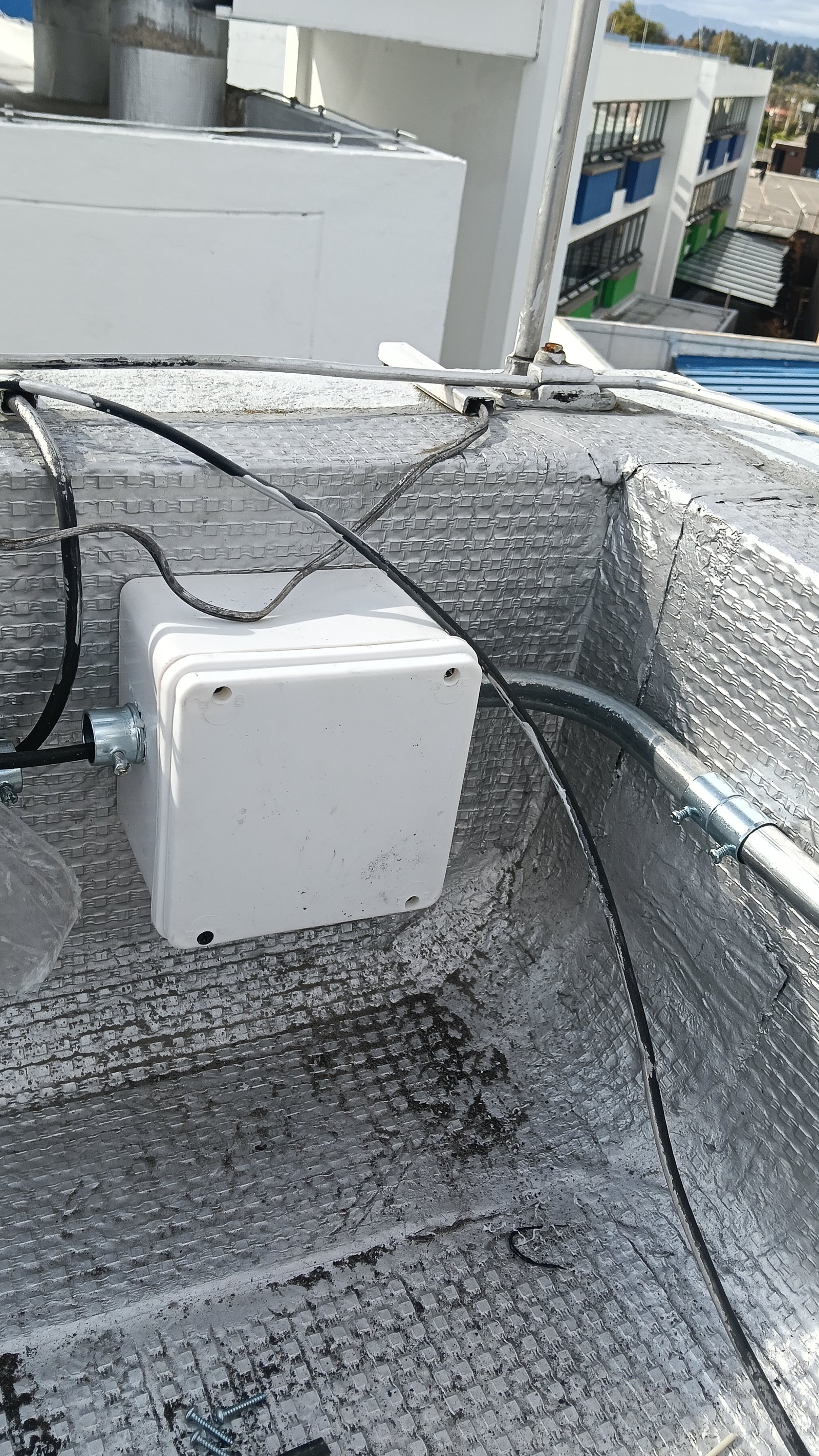 Instalación de alarma de pánico